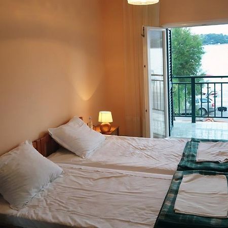 Waterfront Apartments Tisno Ruang foto