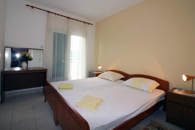 Waterfront Apartments Tisno Bagian luar foto
